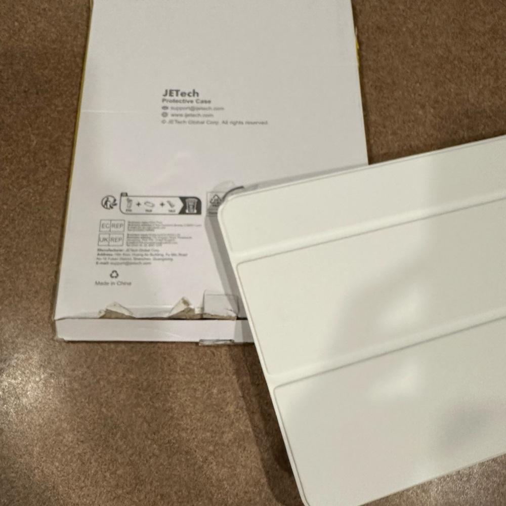 JETech White iPad Case